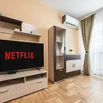 Downtown - Free Parking & Near By Apartmax * Варна