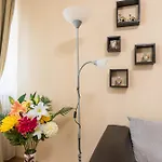 Downtown - Free Parking & Near By Apartmax Варна