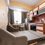 Апартамент Downtown - Free Parking & Near By Apartmax Варна